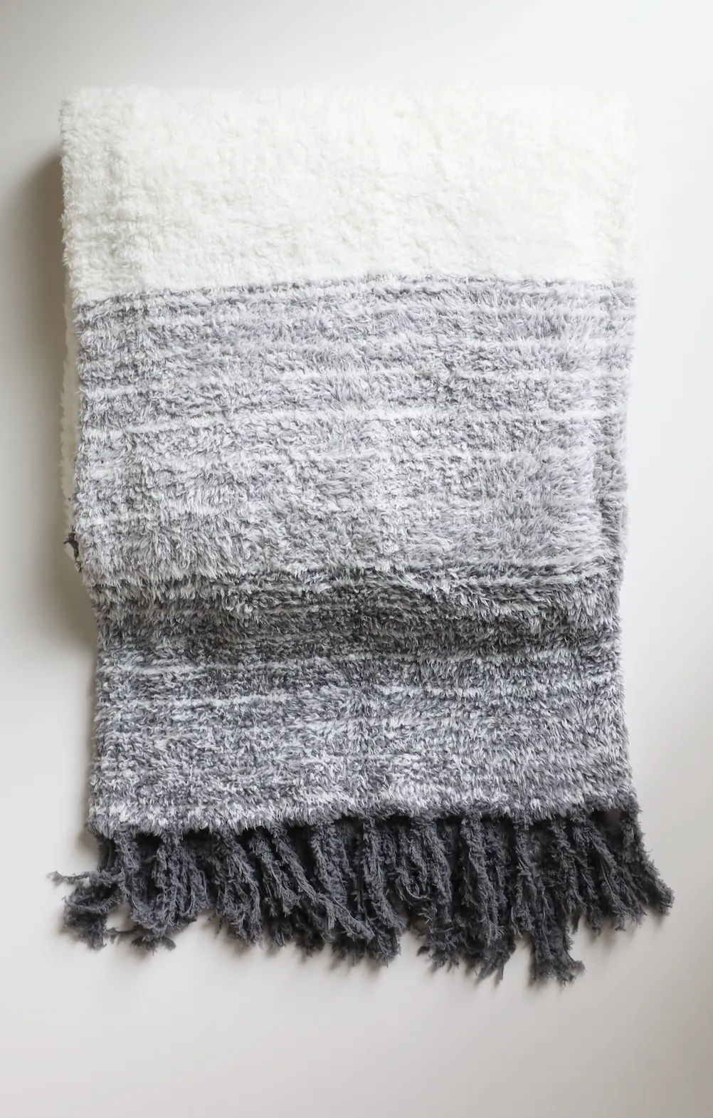 Barefoot Dreams - Cozychic Horizon Blanket in Graphite Multi